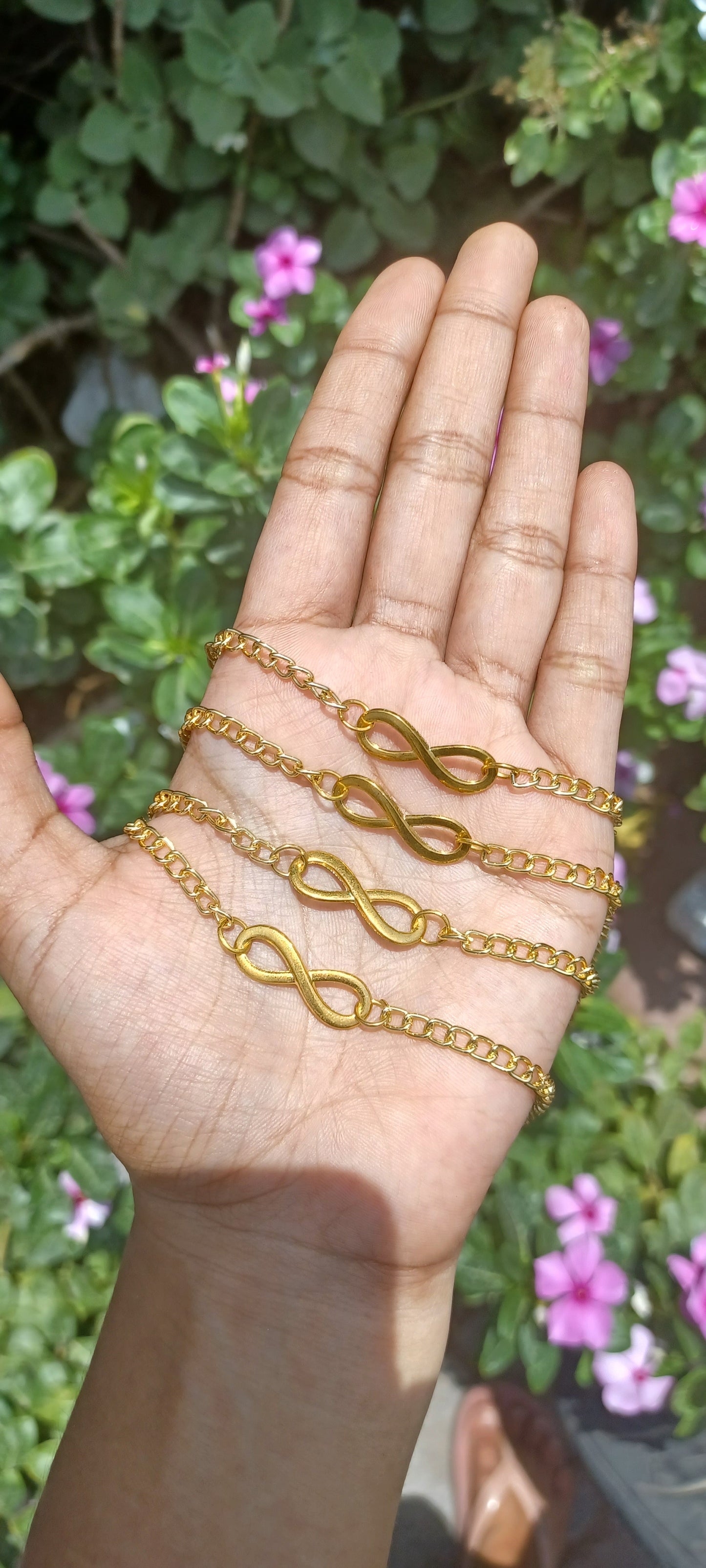 Infinity chain bracelet (golden)