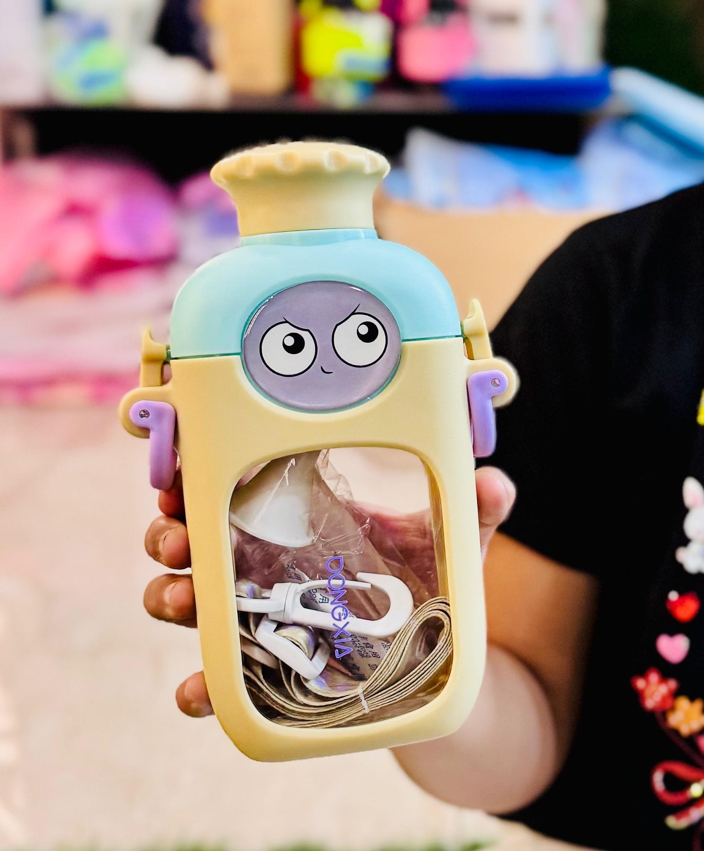 👉Super Cute Wink Sippers 👉Volume - 400ml