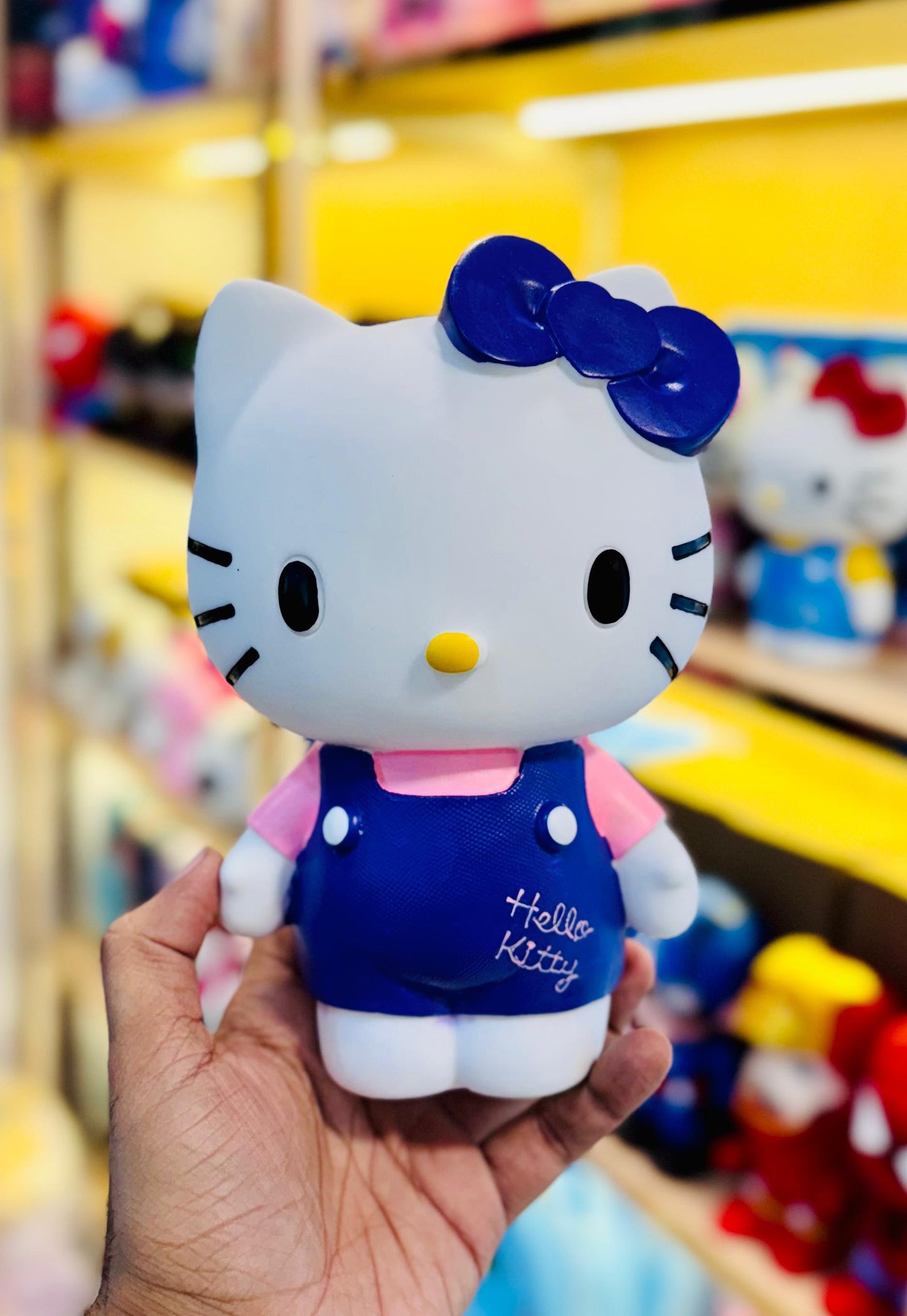 👉Hello Kitty Money Bank 