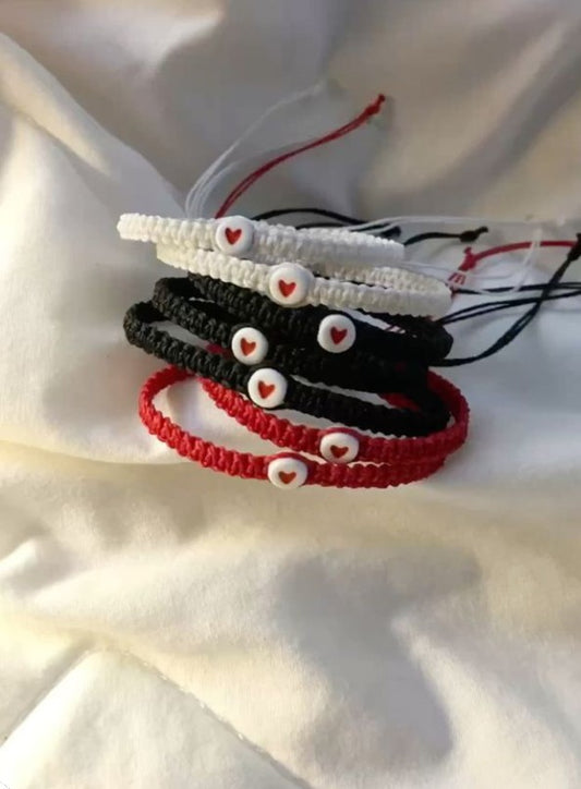 Heart thread bracelet for 1